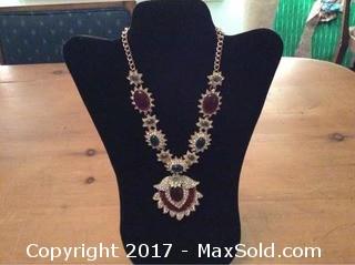 Costume Jewelry Cabochon & Rhinestone Necklace