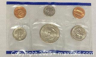 MaxSold Auction: 1992 US D/P Mint Coin Sets - Maple Shade (New Jersey, USA) SELLER MANAGED Downsizing Online Auction - Martin Avenue