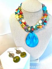 MaxSold Auction: Colorful Shell Necklace & More - Maple Shade (New Jersey, USA) SELLER MANAGED Downsizing Online Auction - Martin Avenue