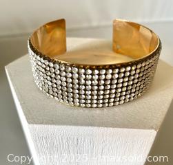 MaxSold Auction: Goldtone Rhinestones - Maple Shade (New Jersey, USA) SELLER MANAGED Downsizing Online Auction - Martin Avenue