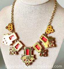 MaxSold Auction: Kate Spade Melon Colored Statement Necklace - Maple Shade (New Jersey, USA) SELLER MANAGED Downsizing Online Auction - Martin Avenue