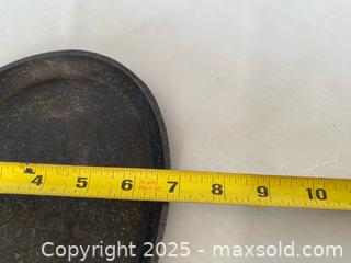 MaxSold Auction: Large Cast Iron Pan and more - Maple Shade (New Jersey, USA) SELLER MANAGED Downsizing Online Auction - Martin Avenue