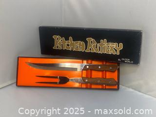 MaxSold Auction: MCM Kitchen Kutlery Carving Set - Maple Shade (New Jersey, USA) SELLER MANAGED Downsizing Online Auction - Martin Avenue