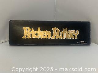 MaxSold Auction: MCM Kitchen Kutlery Carving Set - Maple Shade (New Jersey, USA) SELLER MANAGED Downsizing Online Auction - Martin Avenue