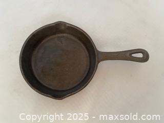 MaxSold Auction: Two Cast Iron Pans - Maple Shade (New Jersey, USA) SELLER MANAGED Downsizing Online Auction - Martin Avenue