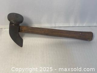 MaxSold Auction: Vintage Cobbler’s Hammer - Maple Shade (New Jersey, USA) SELLER MANAGED Downsizing Online Auction - Martin Avenue