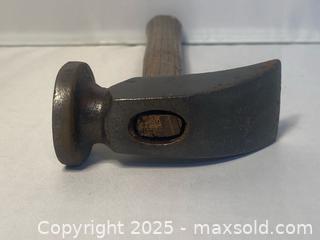 MaxSold Auction: Vintage Cobbler’s Hammer - Maple Shade (New Jersey, USA) SELLER MANAGED Downsizing Online Auction - Martin Avenue