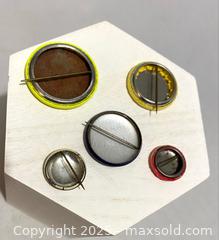 MaxSold Auction: Vintage Happy Face Buttons & More - Maple Shade (New Jersey, USA) SELLER MANAGED Downsizing Online Auction - Martin Avenue