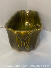MaxSold Auction: Vintage McCoy Green Planter DishF550-10 - Maple Shade (New Jersey, USA) SELLER MANAGED Downsizing Online Auction - Martin Avenue
