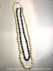 MaxSold Auction: White & Black Variety - Maple Shade (New Jersey, USA) SELLER MANAGED Downsizing Online Auction - Martin Avenue