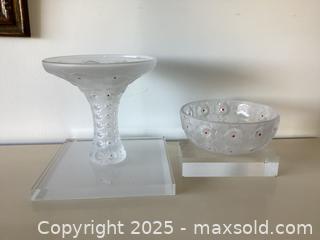 MaxSold Auction: Frosted Heavy Glass set - West Vancouver (British Columbia, Canada) SELLER MANAGED Downsizing Online Auction - Duchess Avenue