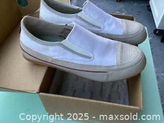 MaxSold Auction: New men sport shoes - West Vancouver (British Columbia, Canada) SELLER MANAGED Downsizing Online Auction - Duchess Avenue