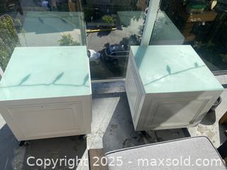 MaxSold Auction: White Set of two rolling tables - West Vancouver (British Columbia, Canada) SELLER MANAGED Downsizing Online Auction - Duchess Avenue