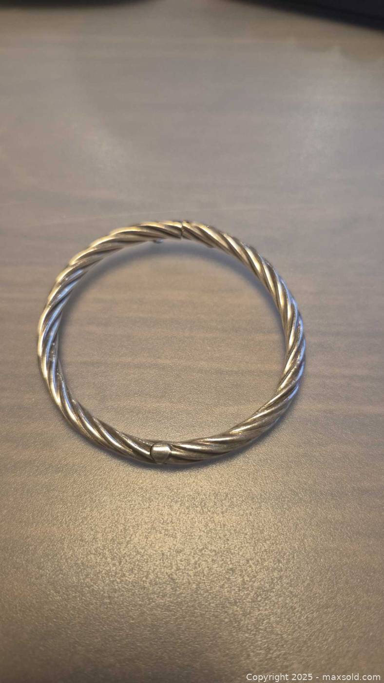 アクセサリー Vintage Silver Twist Bar Bangle 925 Twisty Silver Bangle - 925 Sterling Silver -- Silver Bangle
