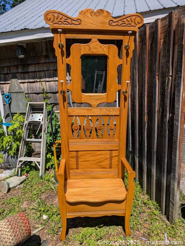 ANTIQUE OAK HALL RACK | Bath (Ontario, Canada) SELLER MANAGED ...