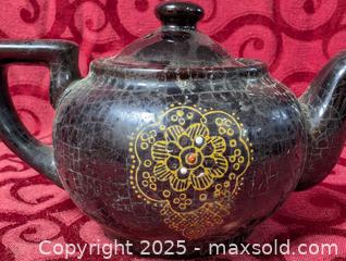 MaxSold Auction: Antique Asian Style Pottery Teapot - Inverary (Ontario, Canada) SELLER MANAGED Moving Online Auction - Battersea Road