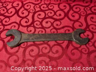 MaxSold Auction: hand crank wrench vintage tool - Inverary (Ontario, Canada) SELLER MANAGED Moving Online Auction - Battersea Road
