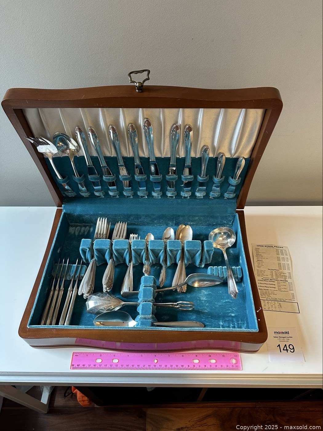 Sterling Silver Flatware Set In Box Plus Extras Toronto Ontario sterling-silver-flatware-set-in-box-plus-extras-toronto-ontario