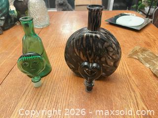 MaxSold Auction: Maestri Vetra Green Art Glass Decanters with Stoppers - Kingston (Ontario, Canada) SELLER MANAGED Downsizing Online Auction - Glenview Avenue