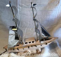 MaxSold Auction: Original 1950’s Kitsch Pink T.V. Lamp - Victoria (British Columbia, Canada) SELLER MANAGED Estate Sale Online Auction - Carey Road