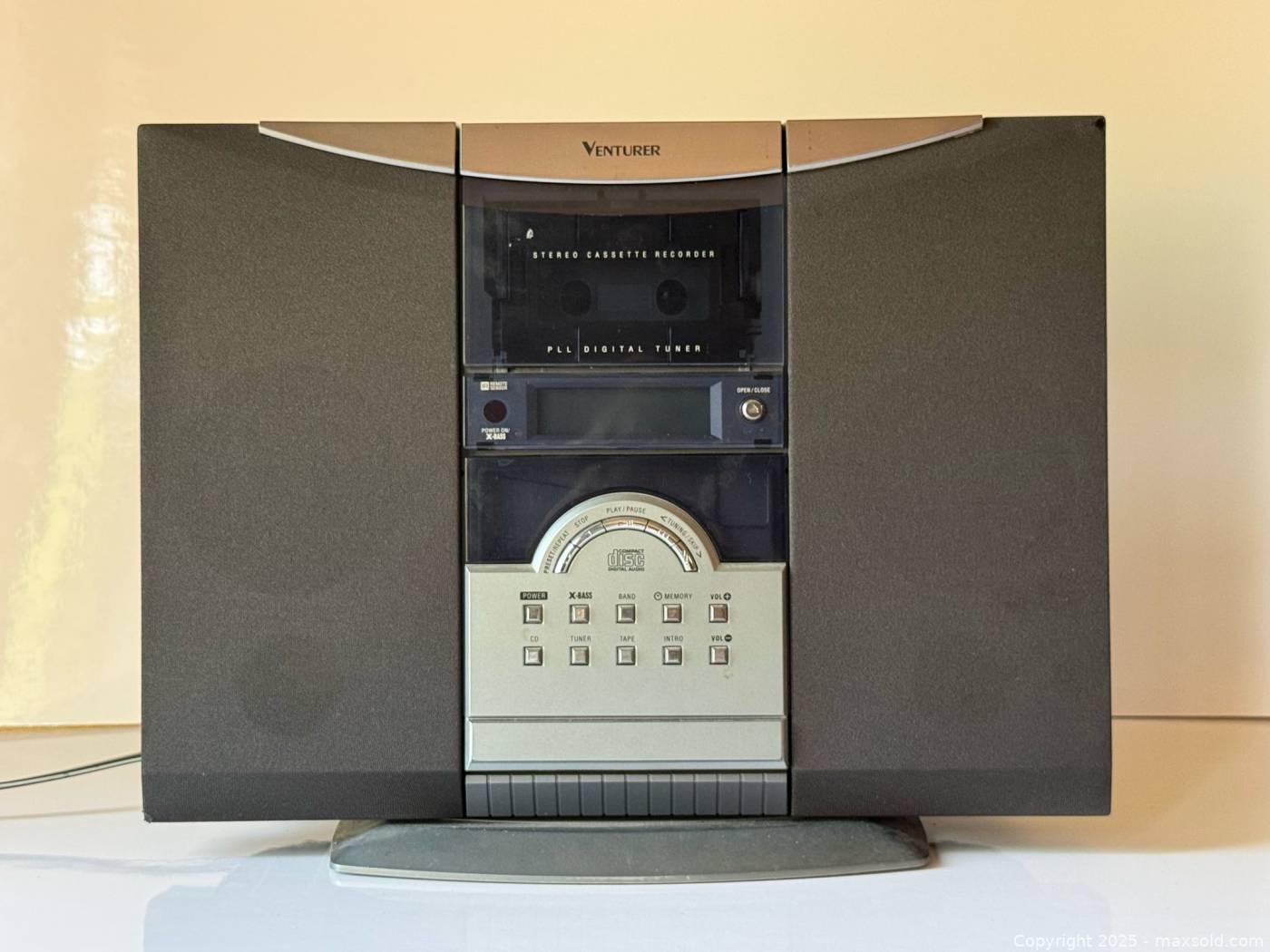 Vintage Venturer CD1312 Vertical Micro CD System with Cassette & Radio ...