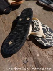 MaxSold Auction: 7 pairs of women's sandals - Gananoque (Ontario, Canada) SELLER MANAGED Downsizing Online Auction -  Highway 2 West(STORAGE)                      