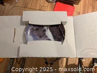 MaxSold Auction: Decorative Collector Plate - Wolves in Snowy Mountain Scene - Gananoque (Ontario, Canada) SELLER MANAGED Downsizing Online Auction -  Highway 2 West(STORAGE)                      