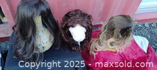 MaxSold Auction: Full-Length Open-Weft Lace-Top Wig — 2 Brown &#38; 1 Blonde, Mid-Back - Gananoque (Ontario, Canada) SELLER MANAGED Downsizing Online Auction -  Highway 2 West(STORAGE)                      