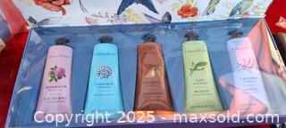 MaxSold Auction: Hand Cream and Bath Set in Decorative Gift Box - Gananoque (Ontario, Canada) SELLER MANAGED Downsizing Online Auction -  Highway 2 West(STORAGE)                      