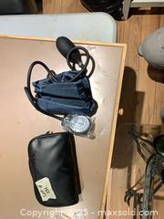 MaxSold Auction: Manual Aneroid Upper-Arm Blood Pressure Monitor, Unknown Brand - Gananoque (Ontario, Canada) SELLER MANAGED Downsizing Online Auction -  Highway 2 West(STORAGE)                      