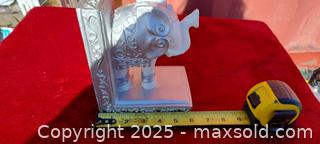 MaxSold Auction: Ornate Elephant Bookend (Decorative) - Gananoque (Ontario, Canada) SELLER MANAGED Downsizing Online Auction -  Highway 2 West(STORAGE)                      