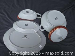 MaxSold Auction: Pegasus Fine Porcelain Classic/Traditional Porcelain Pieces - Gananoque (Ontario, Canada) SELLER MANAGED Downsizing Online Auction -  Highway 2 West(STORAGE)                      