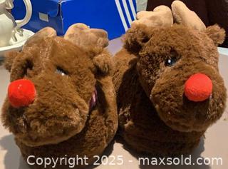 MaxSold Auction: Reindeer Novelty House Slippers, Rudolph Style, Brown Plush - Gananoque (Ontario, Canada) SELLER MANAGED Downsizing Online Auction -  Highway 2 West(STORAGE)                      