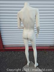 MaxSold Auction: Retail Mannequin Lower Legs/Feet on Metal Base, Off-White - Gananoque (Ontario, Canada) SELLER MANAGED Downsizing Online Auction -  Highway 2 West(STORAGE)                      