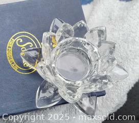 MaxSold Auction: Sorelle Fine Porcelain Clear Crystal Lotus  Tealight Candle Holder - Gananoque (Ontario, Canada) SELLER MANAGED Downsizing Online Auction -  Highway 2 West(STORAGE)                      