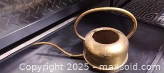 MaxSold Auction: Vintage Small Money Bag Brass Vase and Vintage Watering Can - Gananoque (Ontario, Canada) SELLER MANAGED Downsizing Online Auction -  Highway 2 West(STORAGE)                      