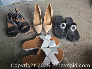 MaxSold Auction: Women's Footwear - Gananoque (Ontario, Canada) SELLER MANAGED Downsizing Online Auction -  Highway 2 West(STORAGE)                      