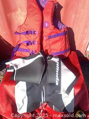 MaxSold Auction: XL Neoprene Full Wetsuit, Life Jacket – Black & Light Grey ,life jacket  - Gananoque (Ontario, Canada) SELLER MANAGED Downsizing Online Auction -  Highway 2 West(STORAGE)                      