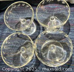 MaxSold Auction: 4 Vintage champagne coupes / dessert glasses - London (Ontario, Canada) SELLER MANAGED Downsizing Online Auction -  Charlotte Street