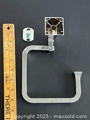 MaxSold Auction: Chrome towel hanger  - London (Ontario, Canada) SELLER MANAGED Downsizing Online Auction -  Charlotte Street