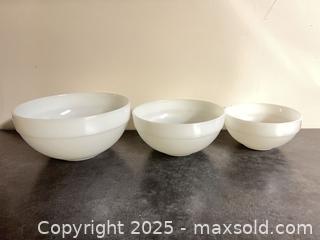 MaxSold Auction: Three nesting vintage Fire King bowls - London (Ontario, Canada) SELLER MANAGED Downsizing Online Auction -  Charlotte Street