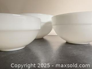 MaxSold Auction: Three nesting vintage Fire King bowls - London (Ontario, Canada) SELLER MANAGED Downsizing Online Auction -  Charlotte Street