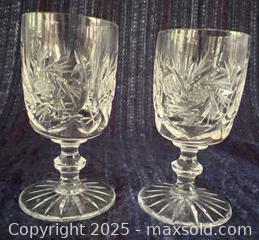 MaxSold Auction: Vintage crystal liqueur glasses - London (Ontario, Canada) SELLER MANAGED Downsizing Online Auction -  Charlotte Street