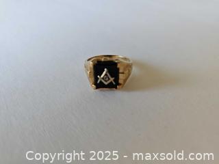 MaxSold Auction: 10K Gold Masonic Ring - Russell (Ontario, Canada) SELLER MANAGED Downsizing Online Auction - George Street