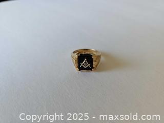 MaxSold Auction: 10K Gold Masonic Ring - Russell (Ontario, Canada) SELLER MANAGED Downsizing Online Auction - George Street