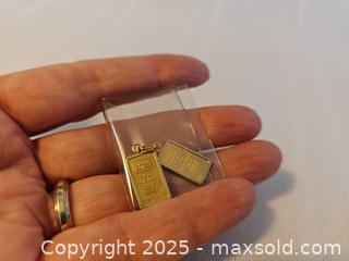 MaxSold Auction: Two Fine Gold Pendants - Russell (Ontario, Canada) SELLER MANAGED Downsizing Online Auction - George Street