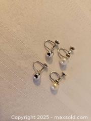 MaxSold Auction: Two Pairs of 14K White Gold Earrings - Russell (Ontario, Canada) SELLER MANAGED Downsizing Online Auction - George Street