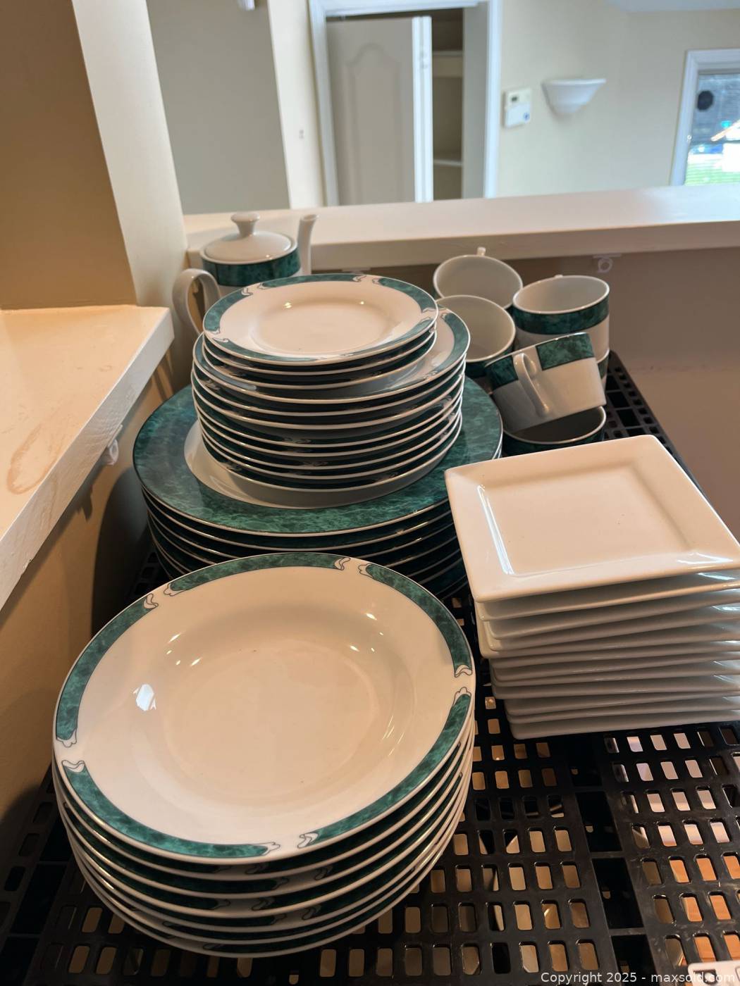 Gallery by Inhesion Dinnerware Set White Green Marble Silver ...