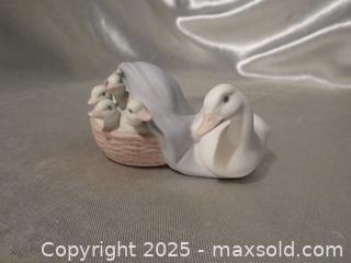 MaxSold Auction: **LLadro &#34;Ducks&#34;**  - Colorado Springs (Colorado, USA) SELLER MANAGED Estate Sale Online Auction - Mcnichols Court (CONDO)                  