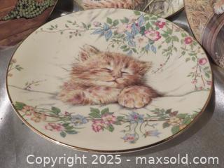 MaxSold Auction: **Royal Worcester** - Colorado Springs (Colorado, USA) SELLER MANAGED Estate Sale Online Auction - Mcnichols Court (CONDO)                  